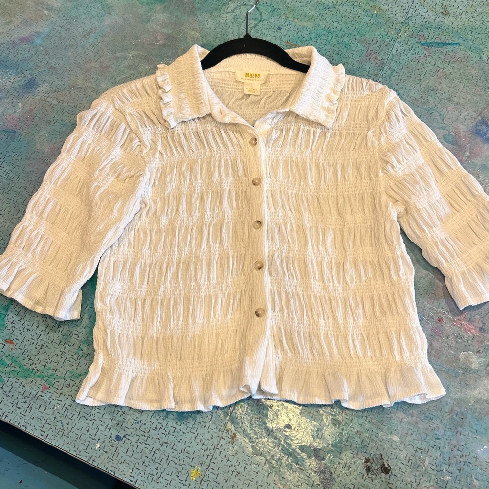 Dainty Ruched Button Down